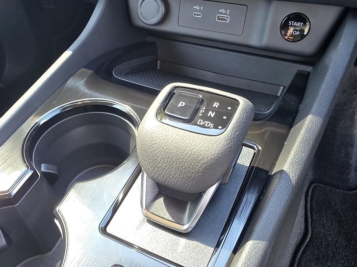 2024 Nissan X-TRAIL ST