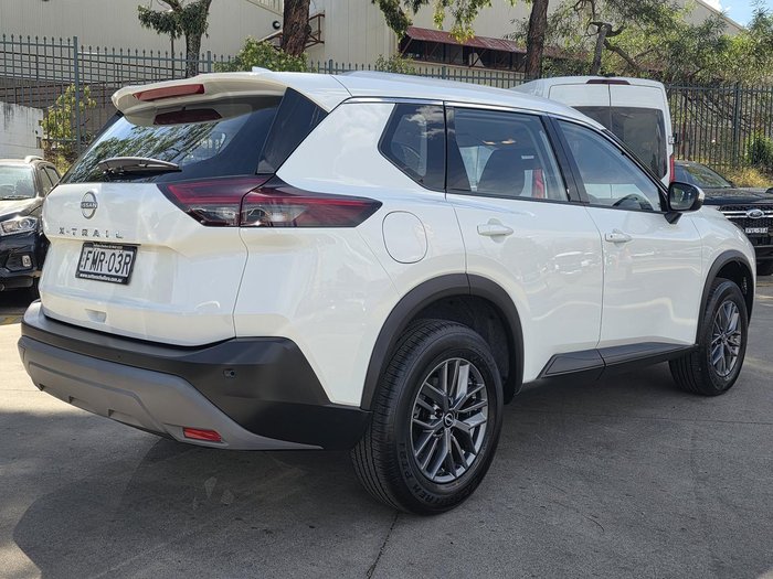 2024 Nissan X-TRAIL ST