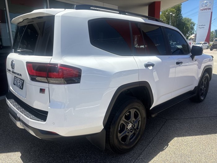 2024 Toyota Landcruiser