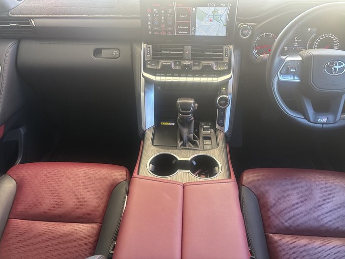 2024 Toyota Landcruiser