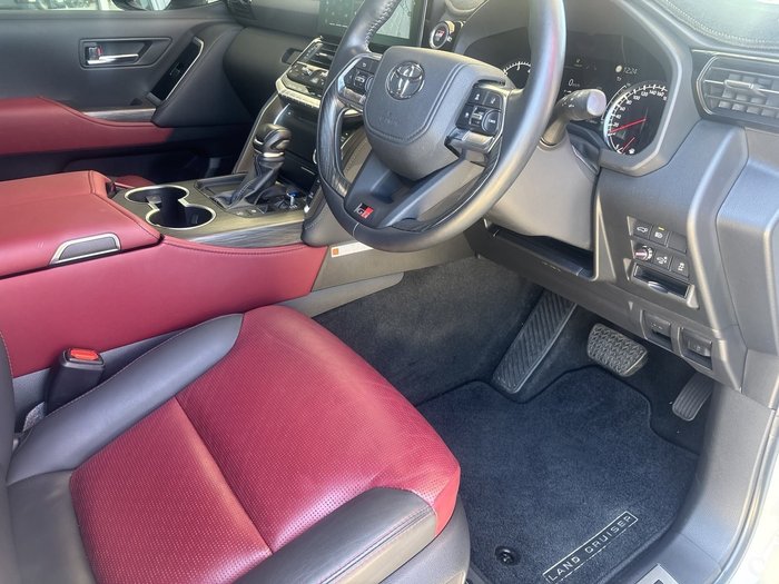 2024 Toyota Landcruiser