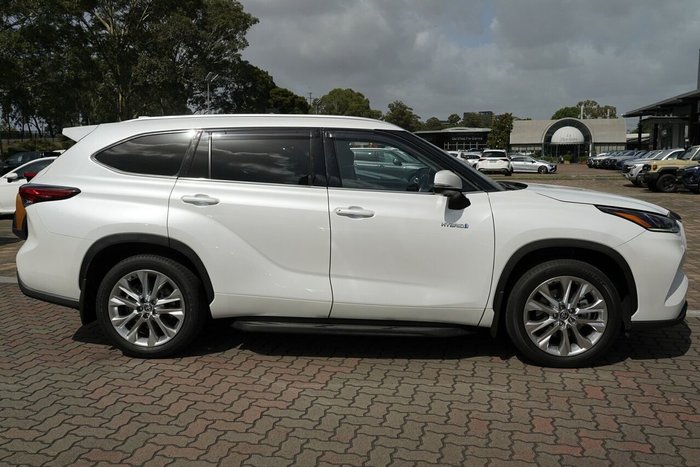 2023 Toyota Kluger Grande