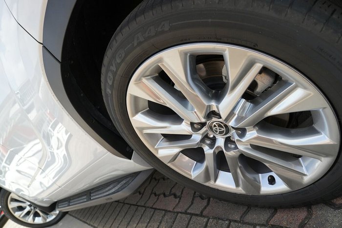 2023 Toyota Kluger Grande