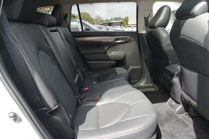 2023 Toyota Kluger Grande