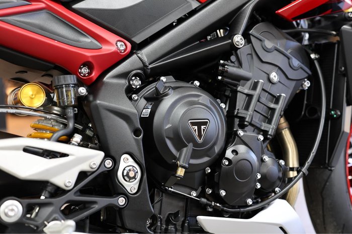 2025 Triumph Street Triple 765 RX Street Triple Silver