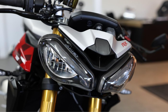 2025 Triumph Street Triple 765 RX Street Triple Silver