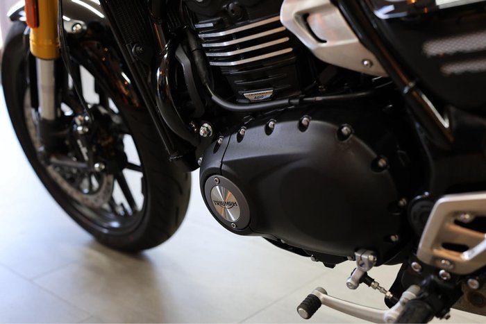 2025 Triumph Speed 400 Speed Four White