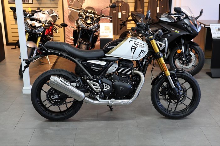 2025 Triumph Speed 400 Speed Four White