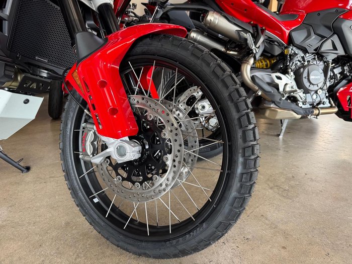 2025 Ducati Desert X Discovery Desert X Red