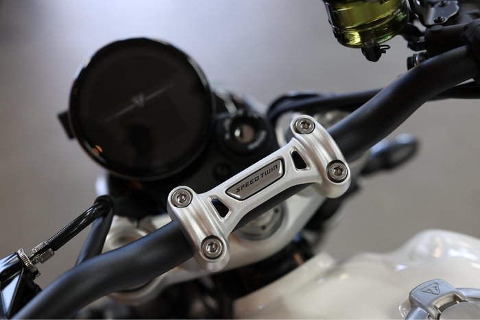 2025 Triumph Speed Twin 1200 Speed Twin Black