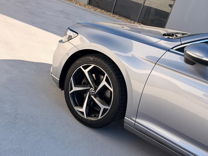 2022 Volkswagen Passat 140TSI Business