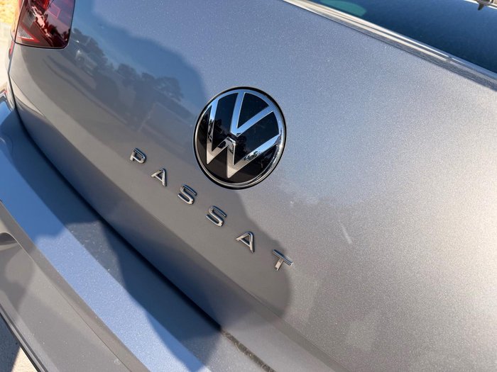 2022 Volkswagen Passat 140TSI Business