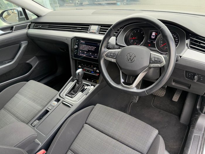 2022 Volkswagen Passat 140TSI Business