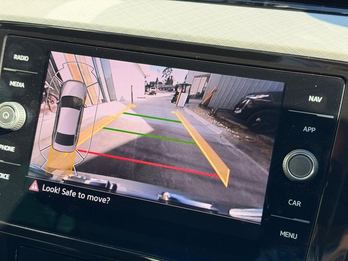 2022 Volkswagen Passat 140TSI Business