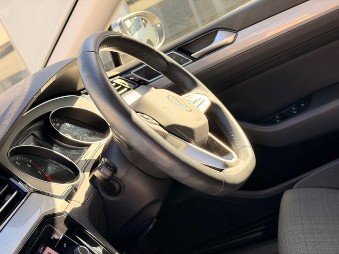 2022 Volkswagen Passat 140TSI Business