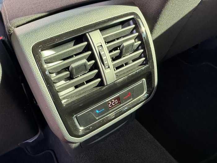 2022 Volkswagen Passat 140TSI Business