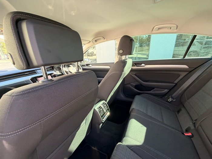 2022 Volkswagen Passat 140TSI Business