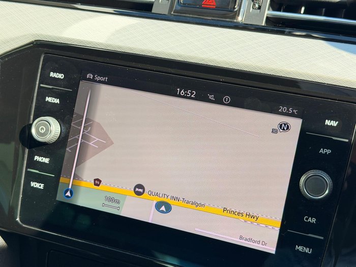 2022 Volkswagen Passat 140TSI Business