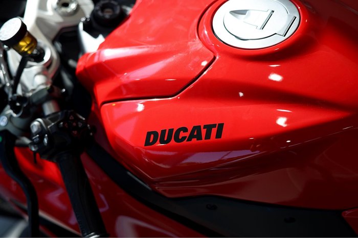 2025 Ducati Panigale V2 Panigale Red