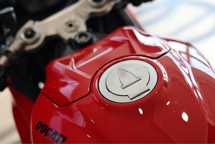 2025 Ducati Panigale V2 Panigale Red