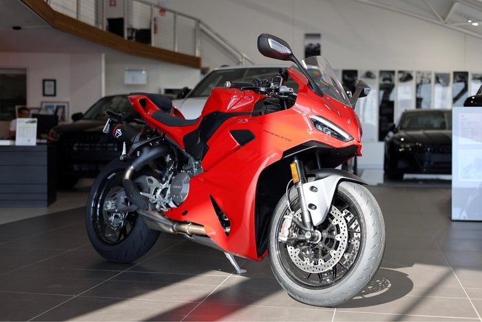 2025 Ducati Panigale V2 Panigale Red