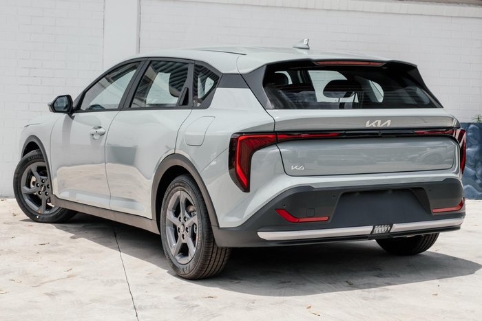 2025 Kia K4 S