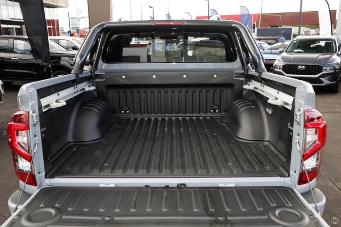 2025 Nissan Navara PRO-4X