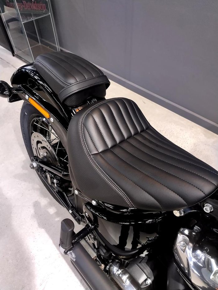 2025 Harley-Davidson Street Bob 117 (FXBB) Softail Black