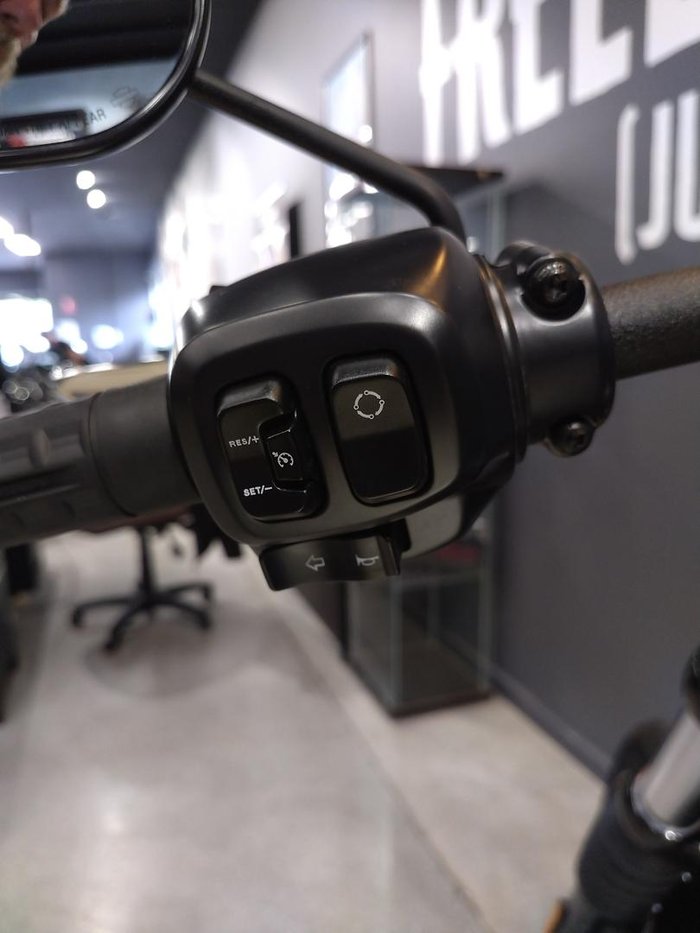 2025 Harley-Davidson Street Bob 117 (FXBB) Softail Black