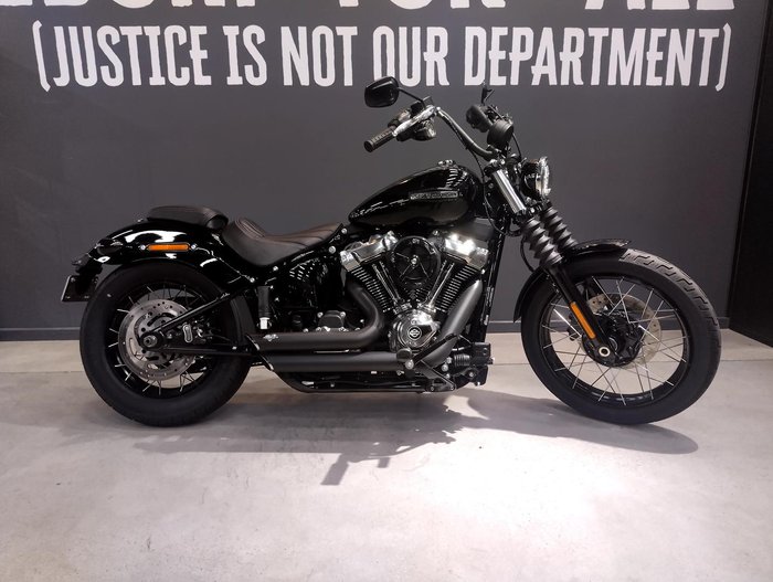 2025 Harley-Davidson Street Bob 117 (FXBB) Softail Black