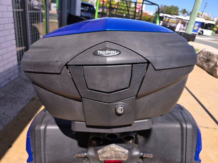 2007 Triumph SPRINT ST Blue