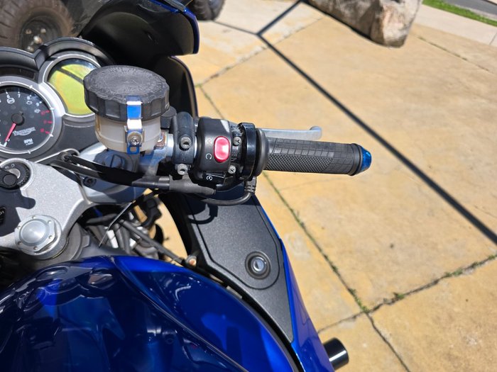 2007 Triumph SPRINT ST Blue