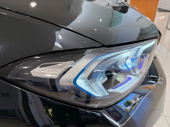 2023 BMW 3 Series 330i M Sport