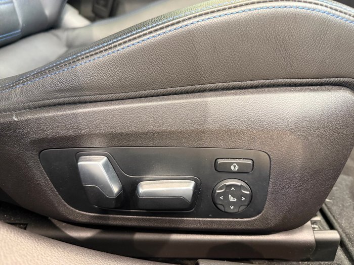 2023 BMW 3 Series 330i M Sport