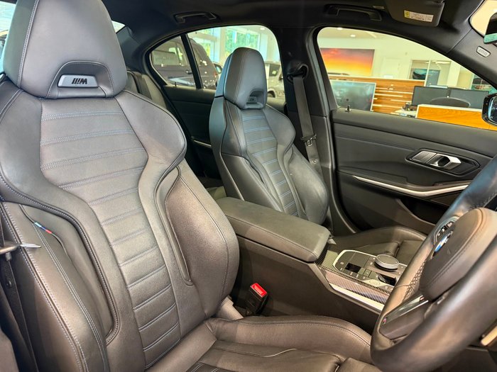 2023 BMW 3 Series 330i M Sport