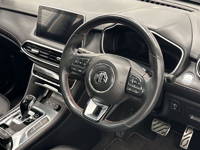 2022 MG HS Plus EV Essence