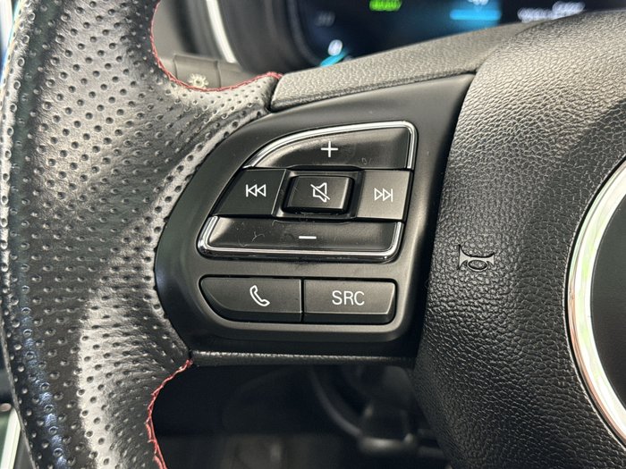 2022 MG HS Plus EV Essence