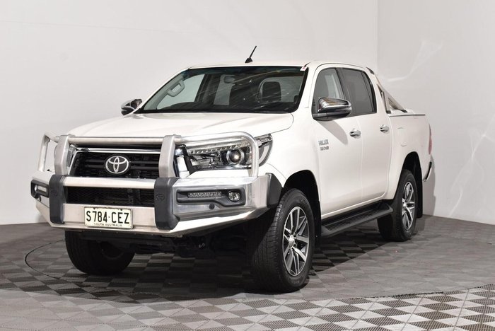 2020 Toyota Hilux SR5