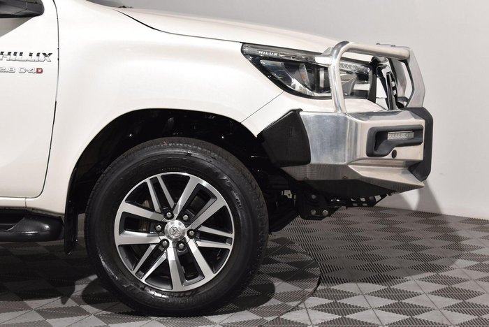 2020 Toyota Hilux SR5