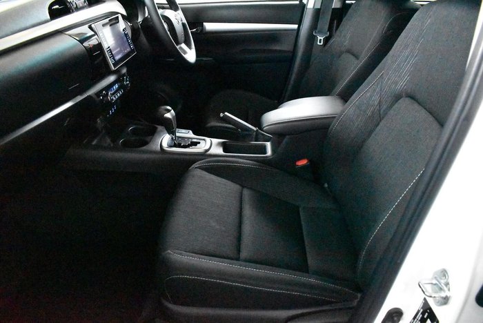 2020 Toyota Hilux SR5