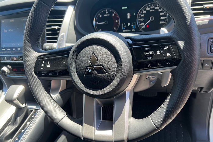 2024 Mitsubishi Pajero Sport