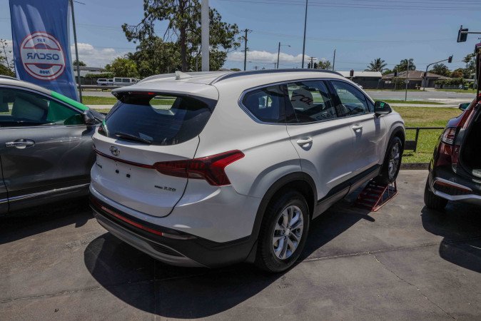 2023 HYUNDAI SANTA FE CRDi (AWD)