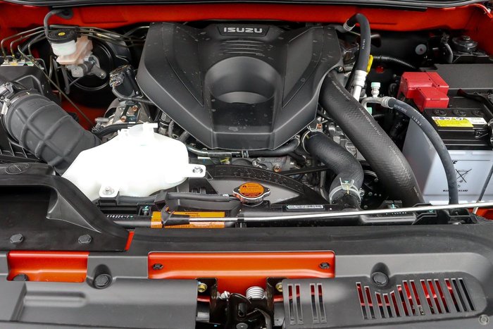 2025 Isuzu D-MAX X-TERRAIN