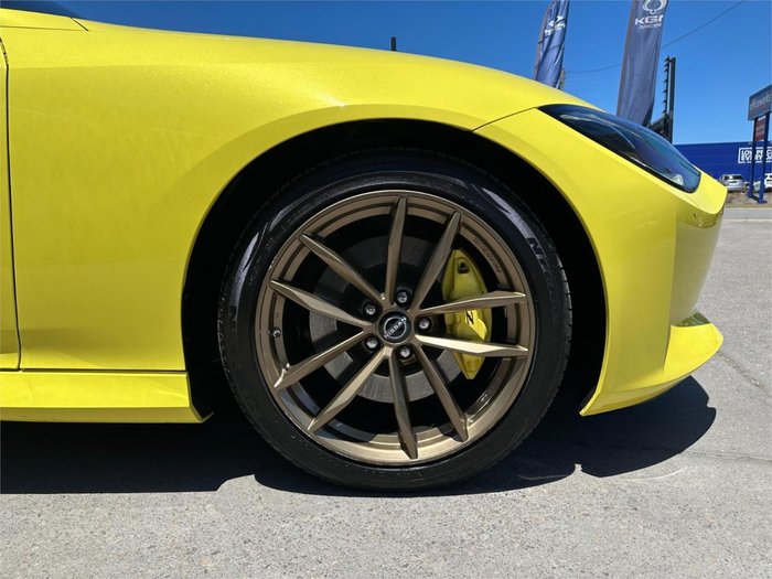 2023 Nissan Z Proto Z34 MY23 Ikazuchi Yellow with Super Black Roof