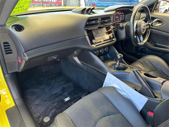 2023 Nissan Z Proto Z34 MY23 Ikazuchi Yellow with Super Black Roof