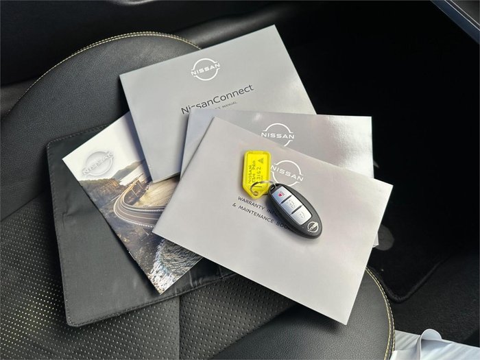 2023 Nissan Z Proto Z34 MY23 Ikazuchi Yellow with Super Black Roof