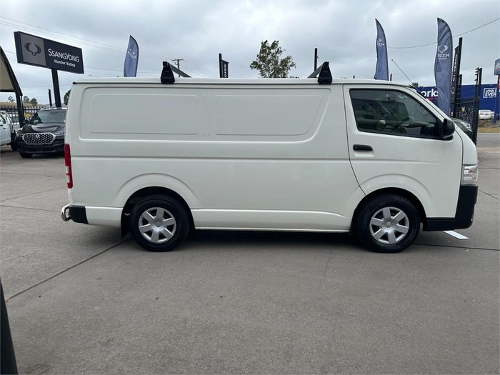 2016 Toyota Hiace