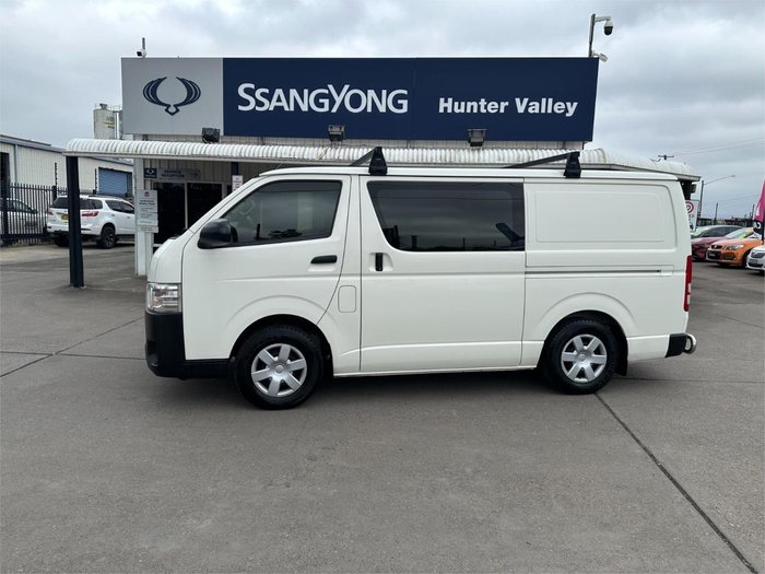 2016 Toyota Hiace