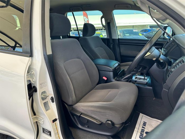 2012 Toyota Landcruiser GXL