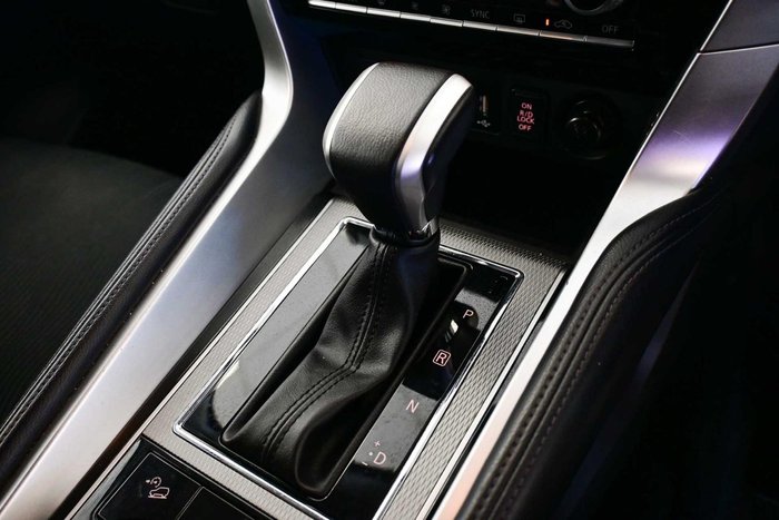 2024 Mitsubishi Pajero Sport GLS